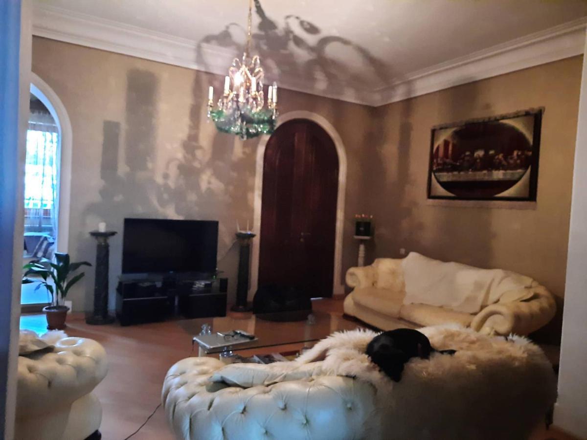Tbilisi Philharmonia Apartment Kültér fotó