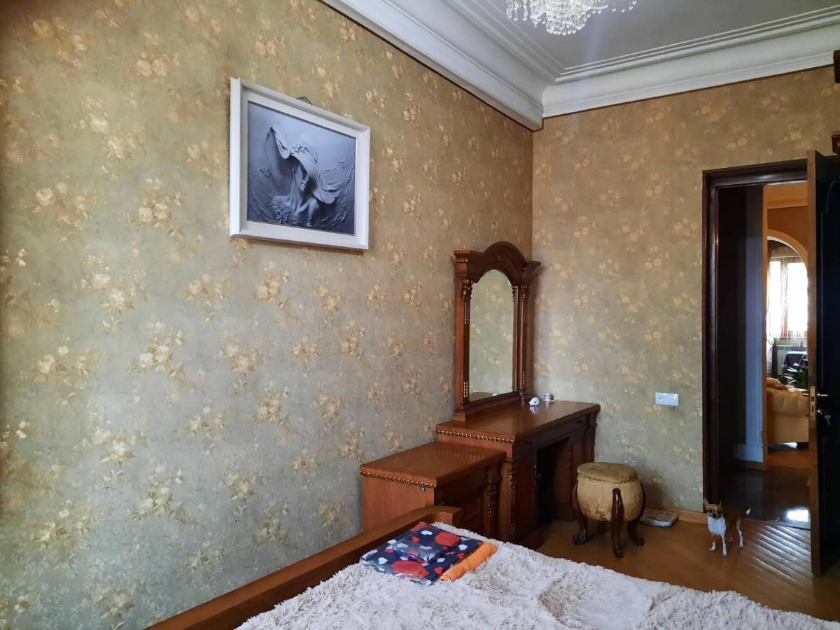 Tbilisi Philharmonia Apartment Kültér fotó