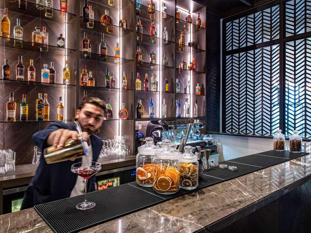 Tbilisi Philharmonia Apartment Étterem fotó