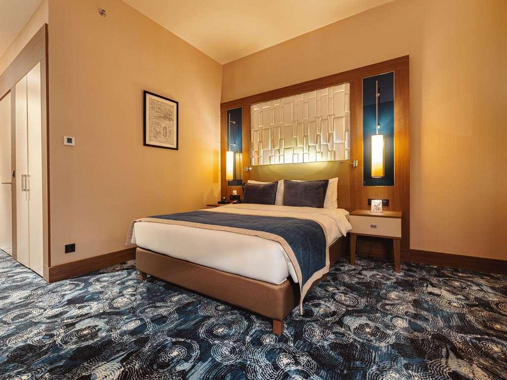 Tbilisi Philharmonia Apartment Szoba fotó